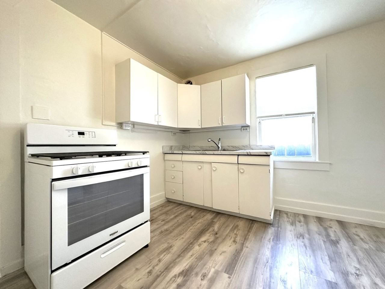 1802 India St - Photo 2 of 13