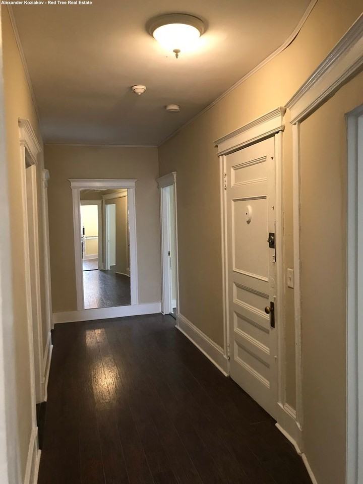 15 Royal St #1 - Photo 4 of 7