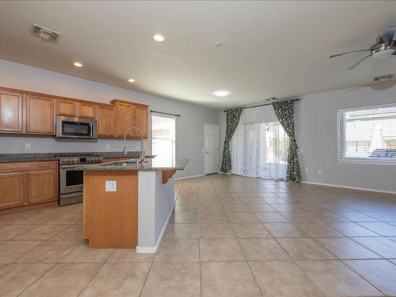 10787 E Orchid Cactus Ln - Photo 5 of 42