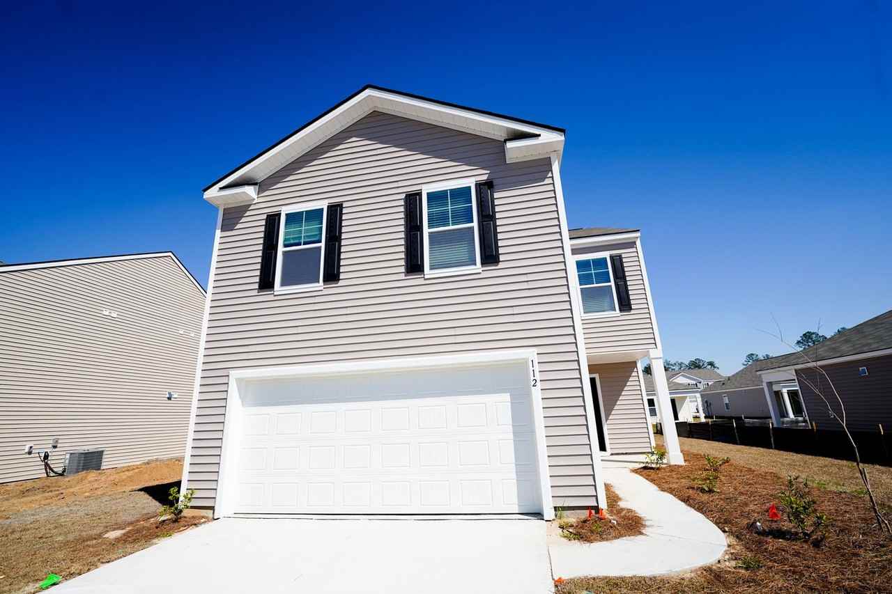 112 Red Admiral Ln - Photo 2 of 38