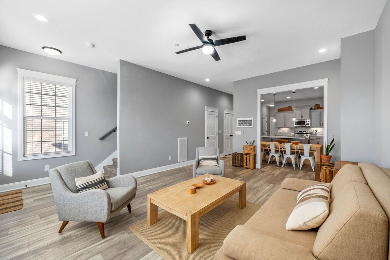 132 Savannah Ave - Photo 5 of 25