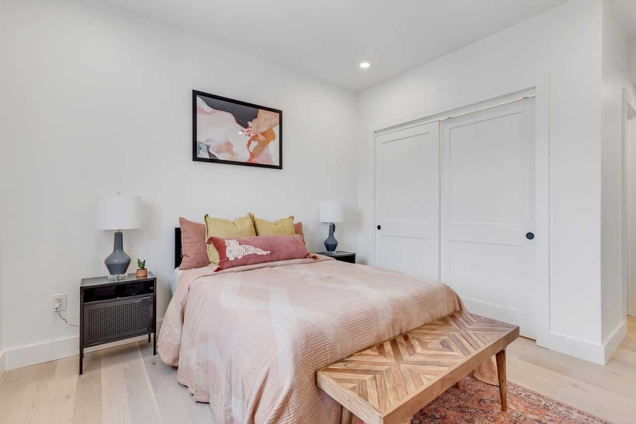 Viva at Capitol Hill - Photo 2 of 50