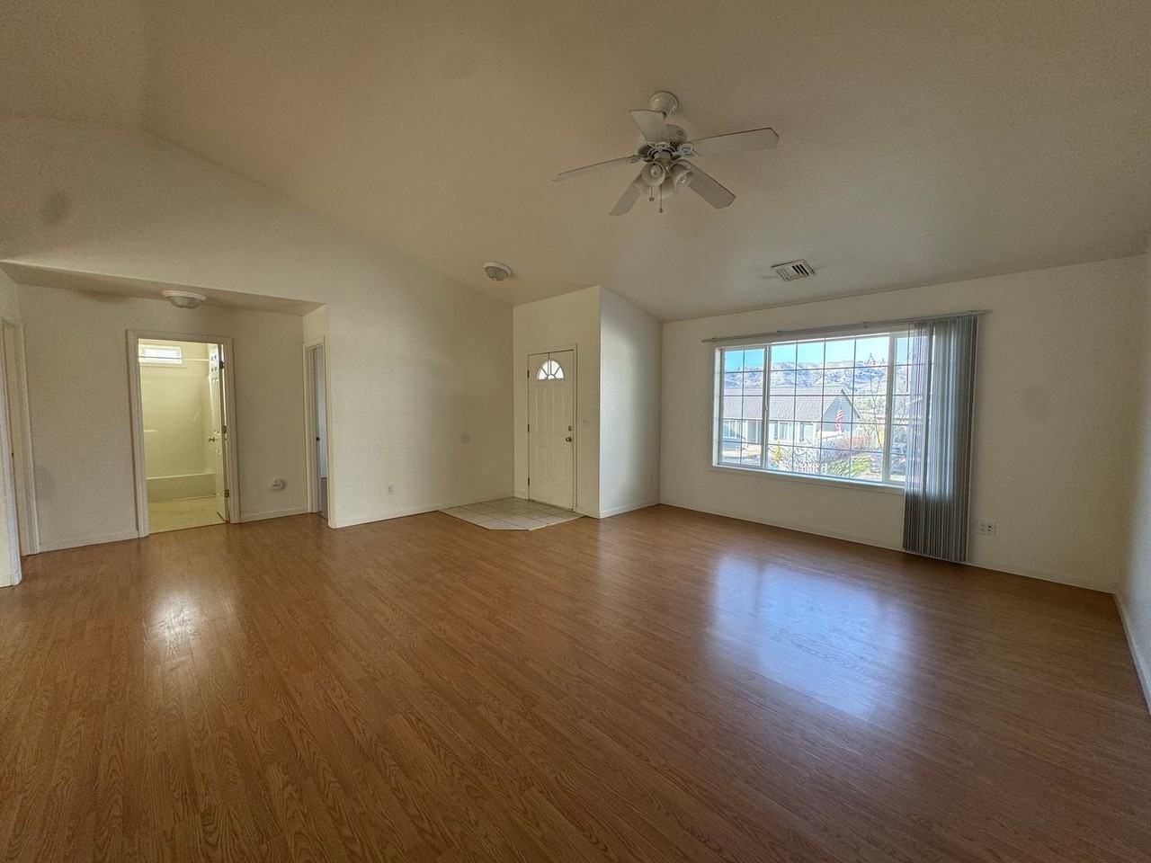125 Umpqua View Dr - Photo 5 of 18