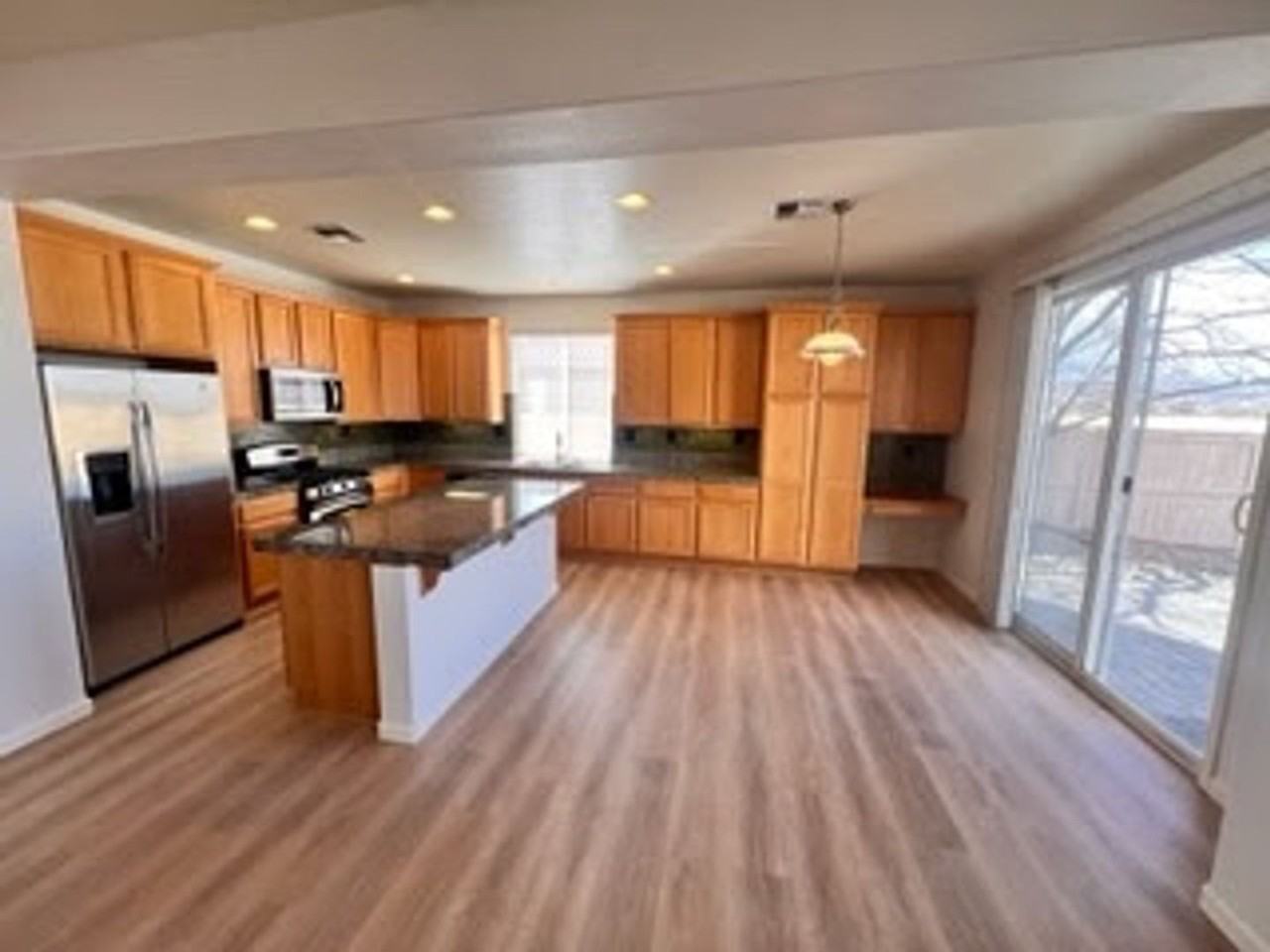 10643 Fire Poppy Cir - Photo 5 of 17