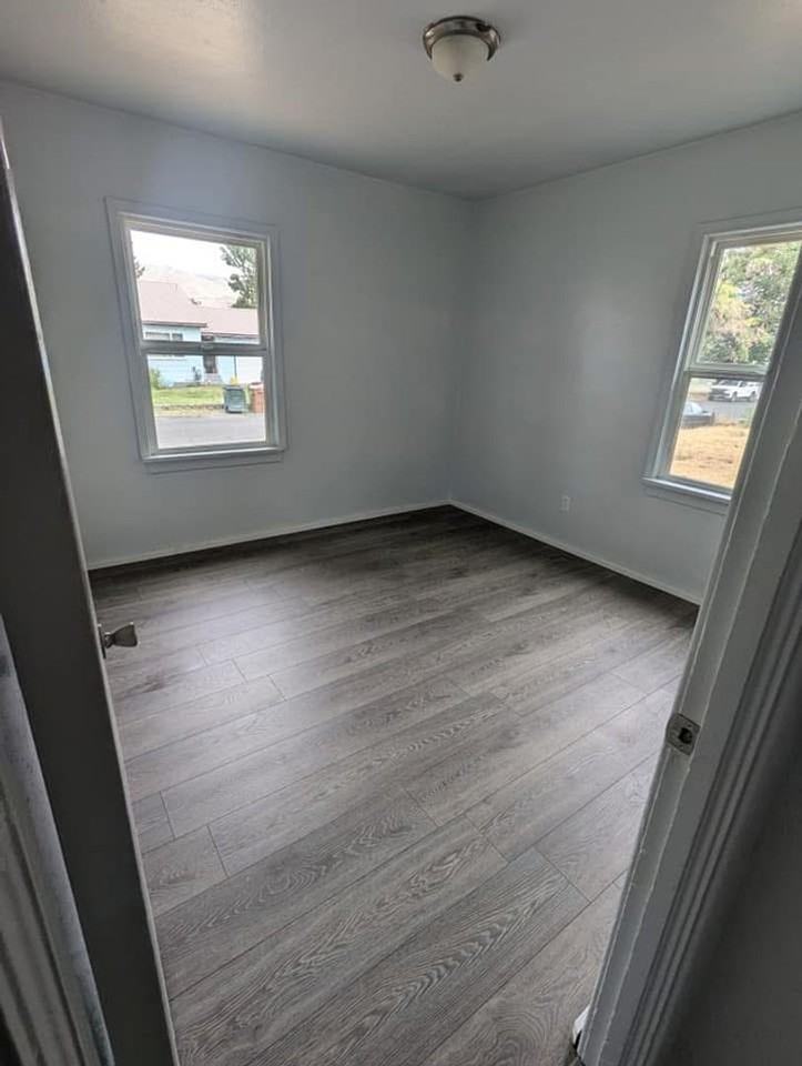 117 Sycamore St - Photo 4 of 11