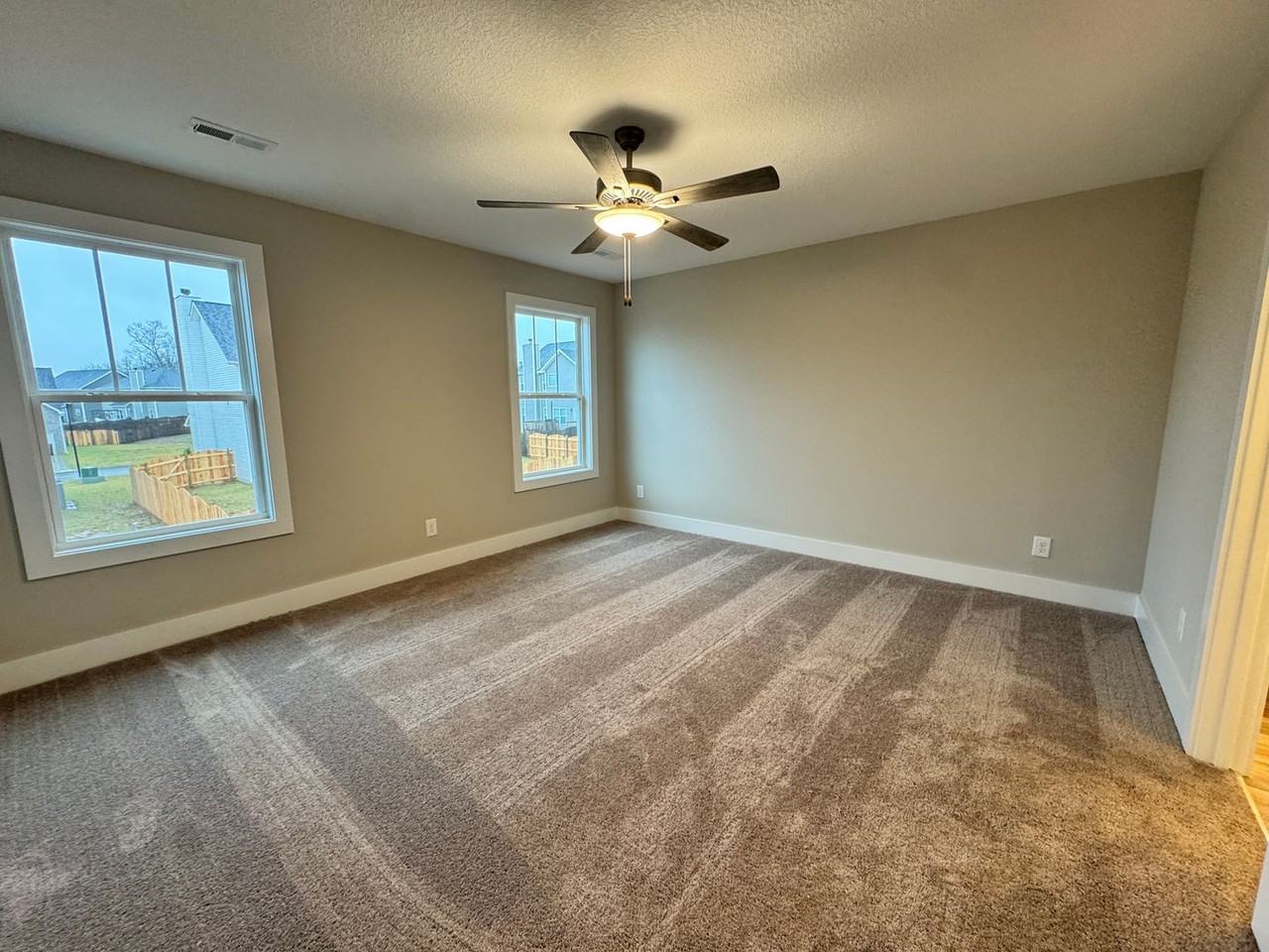 2824 Farmhouse Dr - Photo 6 of 13