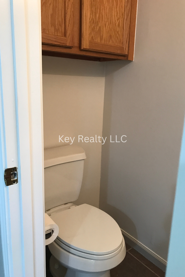 999 Bayou Trace Dr - Photo 6 of 15