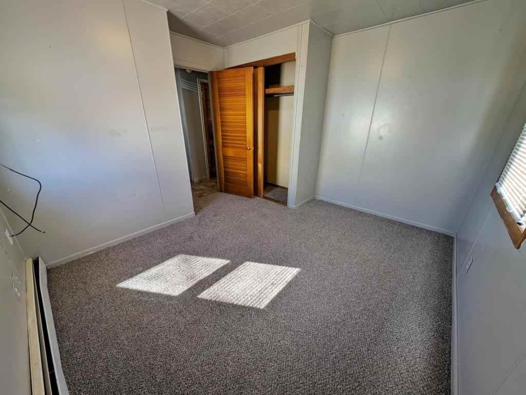 319 N 8th Ave - Photo 5 of 12