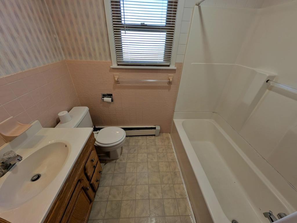 319 N 8th Ave - Photo 6 of 12