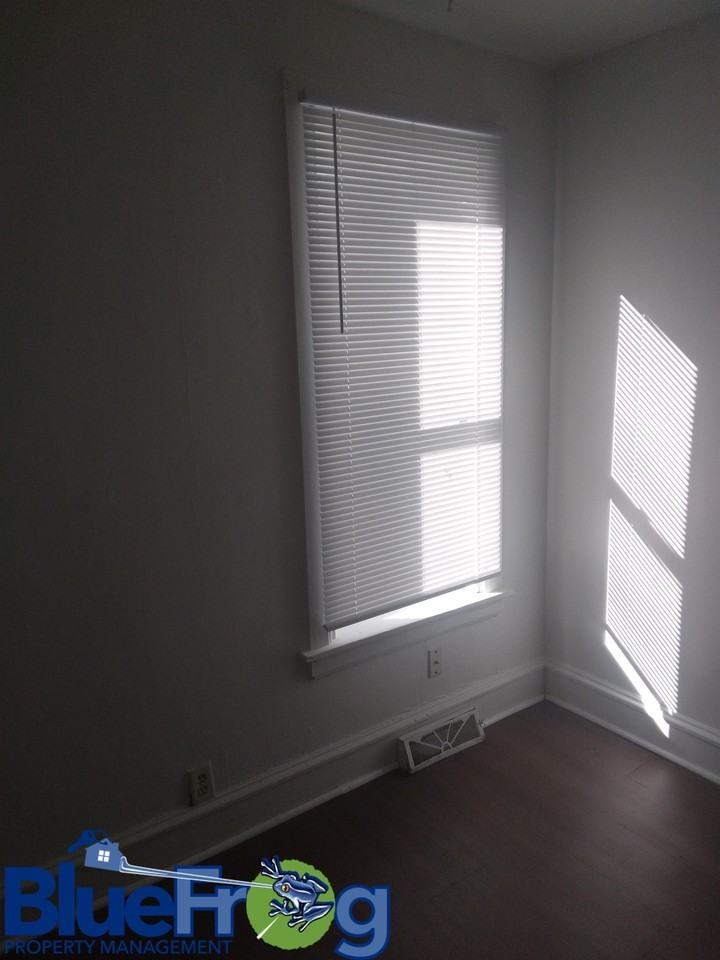 1013 Clara Ave - Photo 2 of 12