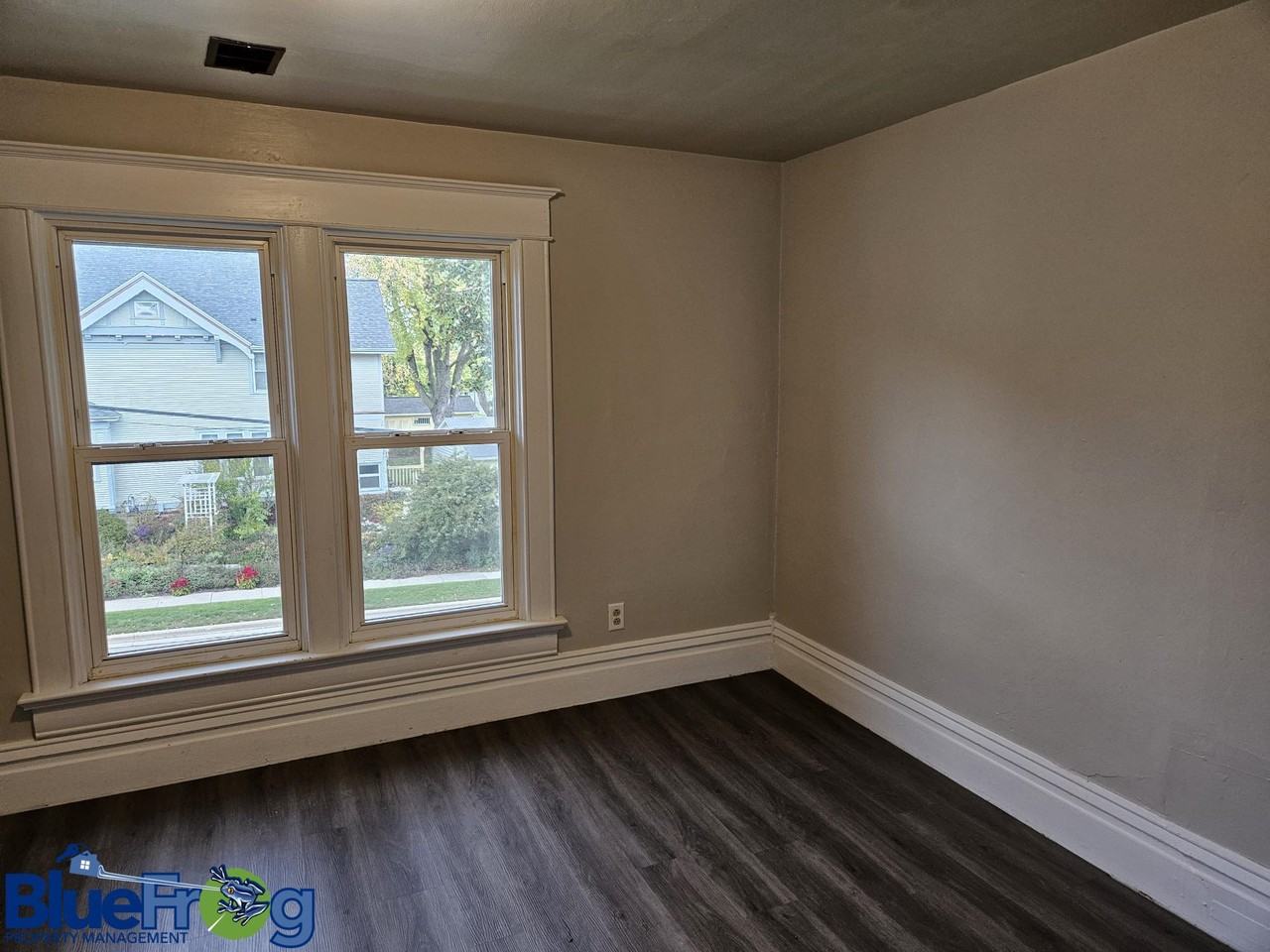 735 Metomen St - Photo 2 of 18