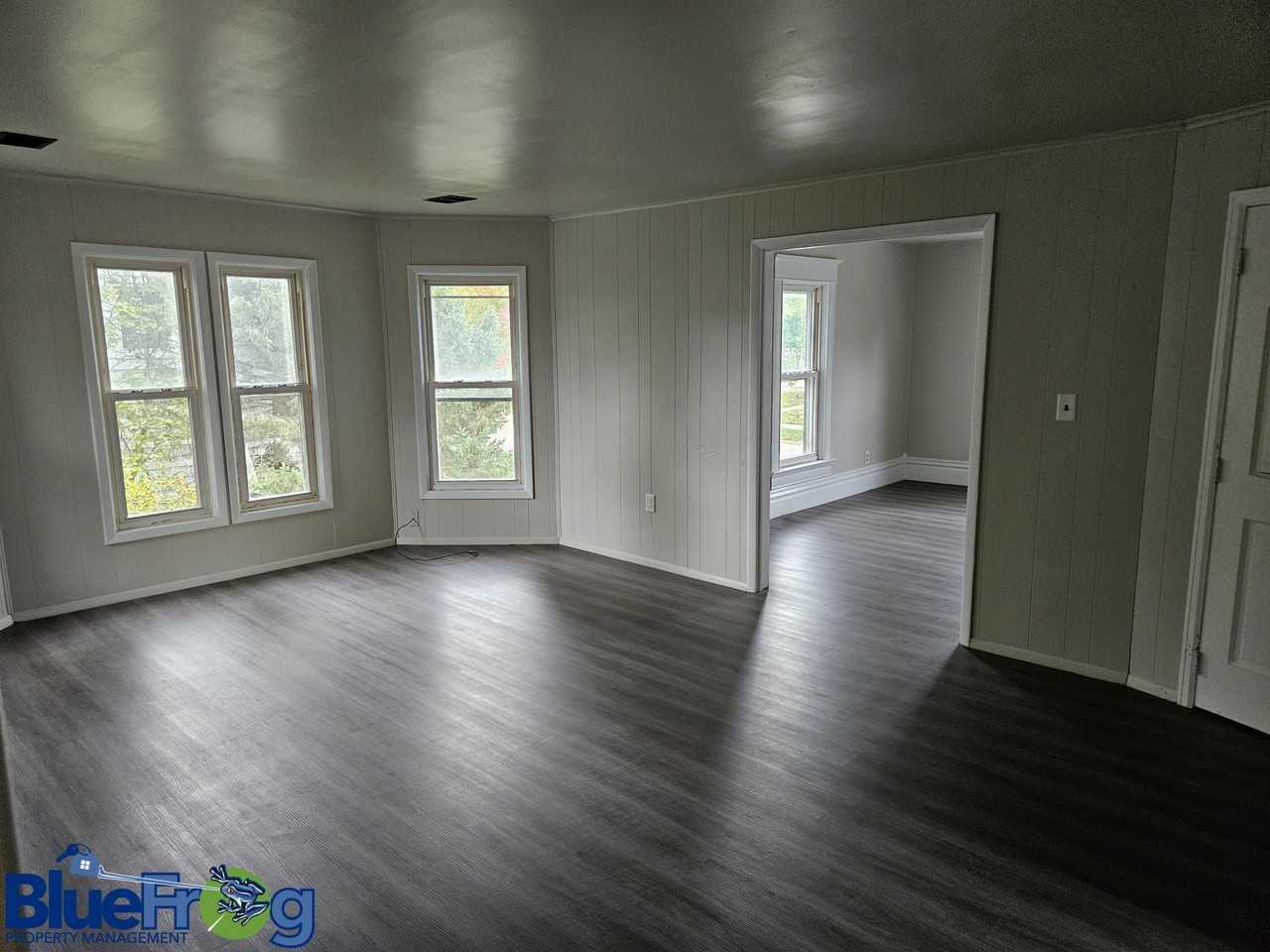 735 Metomen St - Photo 3 of 18