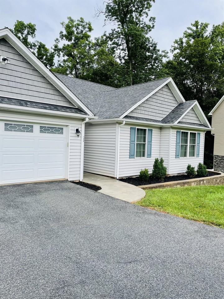 124 Palmer Dr - Photo 7 of 33