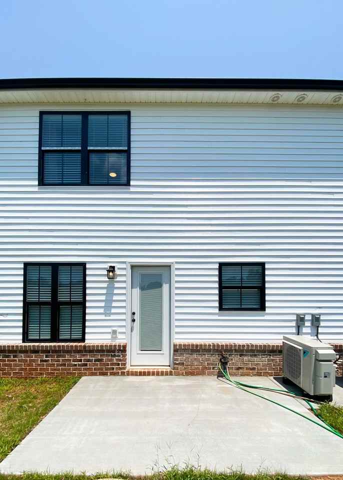 1031 Ridgestone Ct #1 - Photo 5 of 50