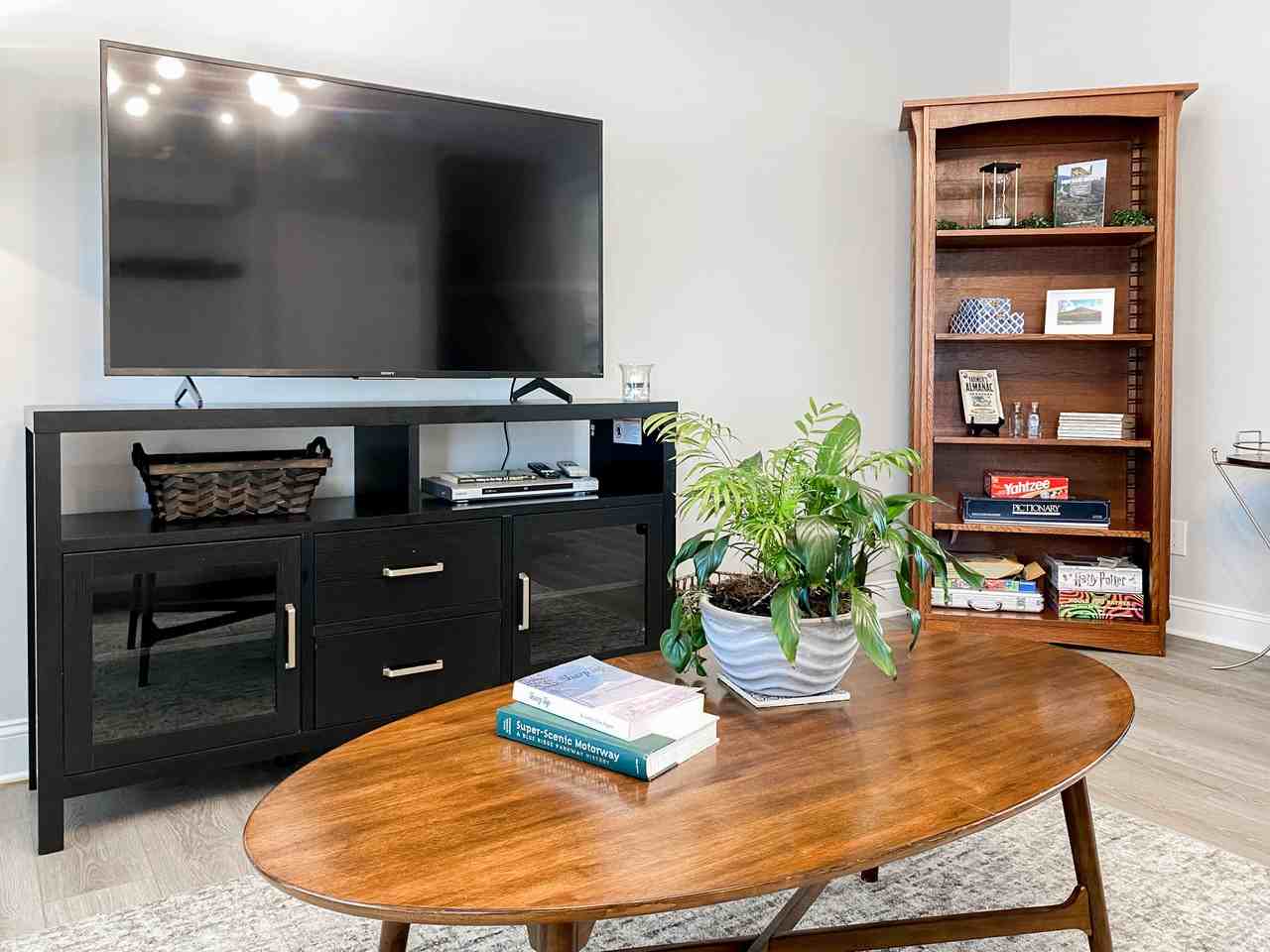 1031 Ridgestone Ct #1 - Photo 7 of 50