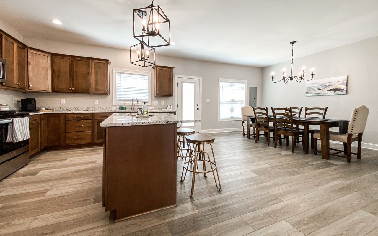 1031 Ridgestone Ct #1 - Photo 4 of 50