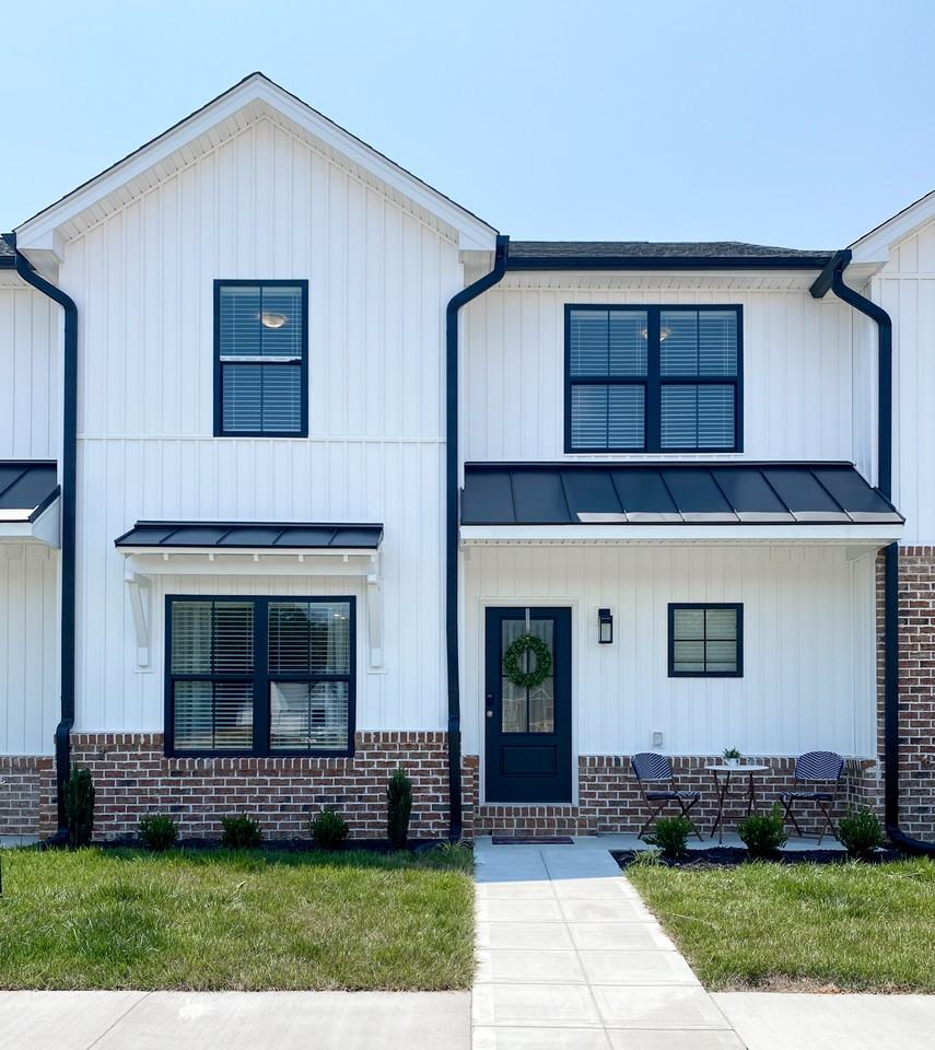 1031 Ridgestone Ct #1 - Photo 3 of 50