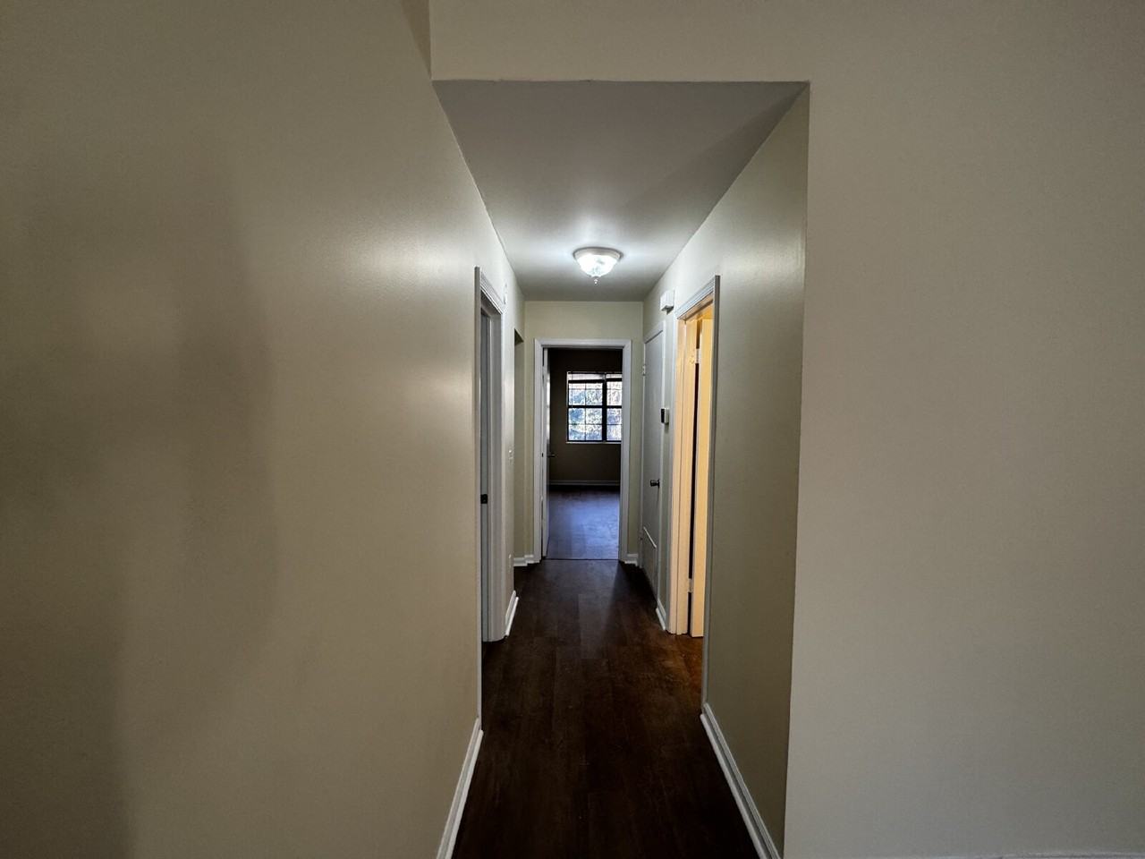 745 Sharon St - Photo 6 of 9