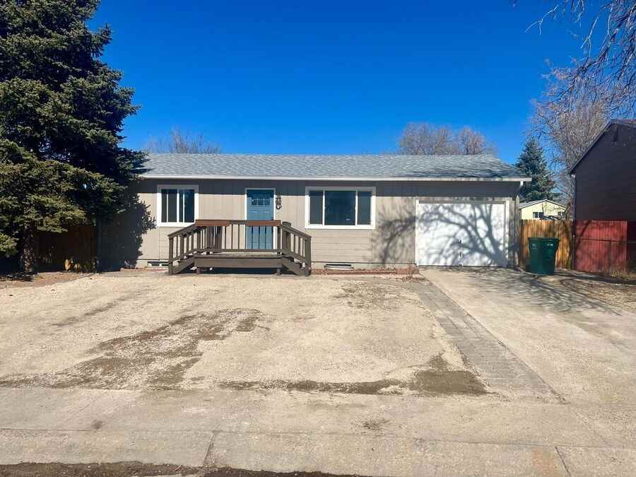 3440 Colony Hills Rd - Photo 2 of 23