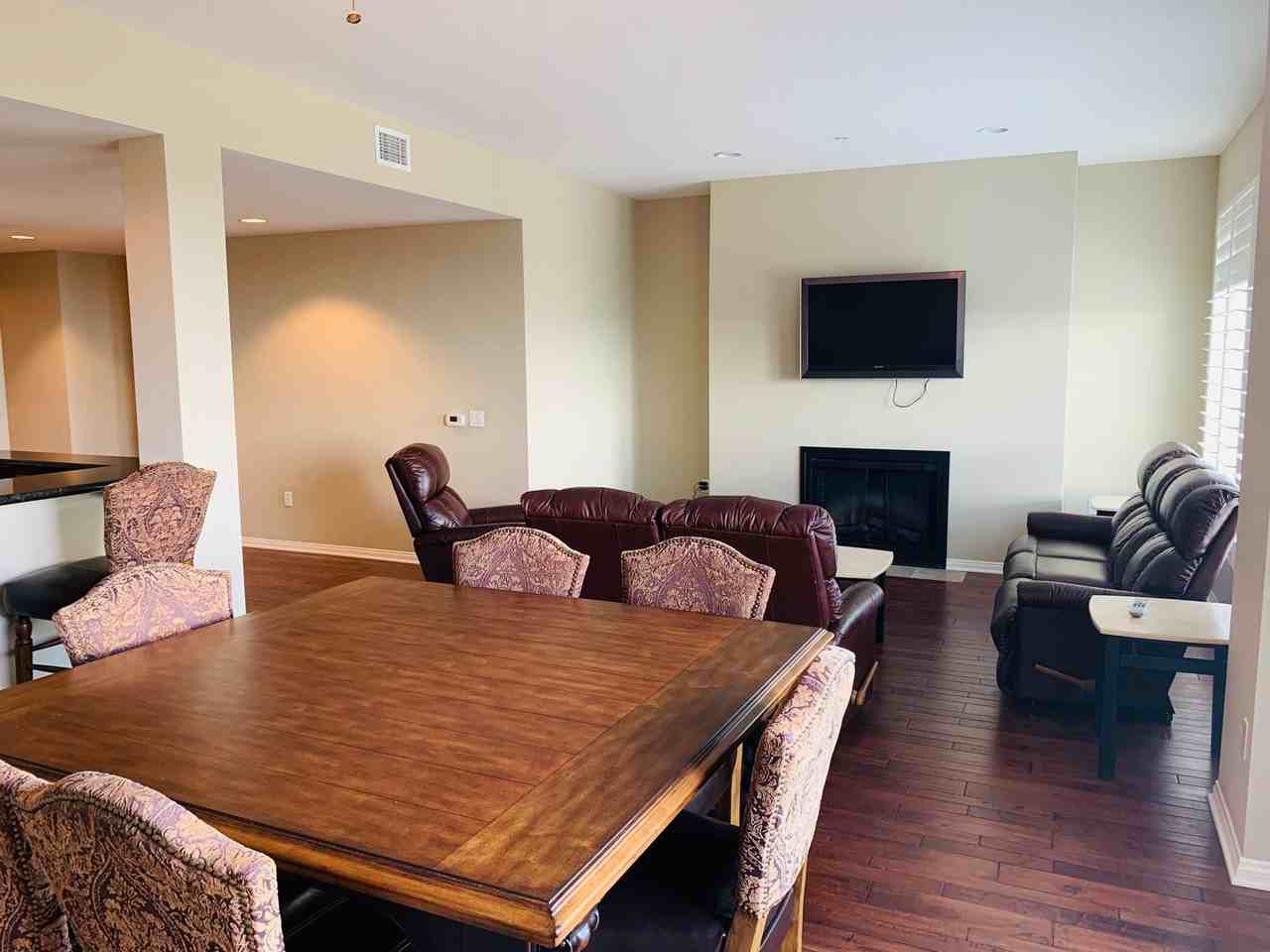 301 Mission Ave #409 - Photo 4 of 22