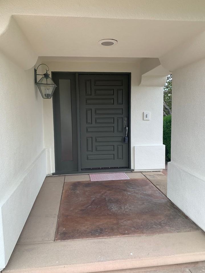 1800 Ocean Dr - Photo 2 of 48
