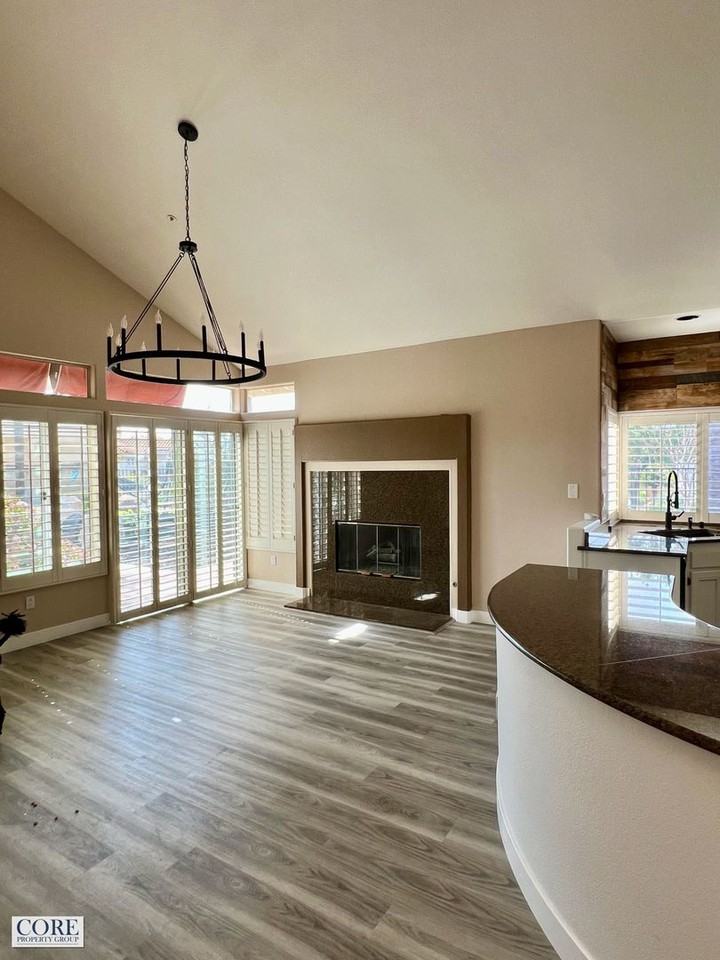 2502 Castellon Ter - Photo 2 of 35