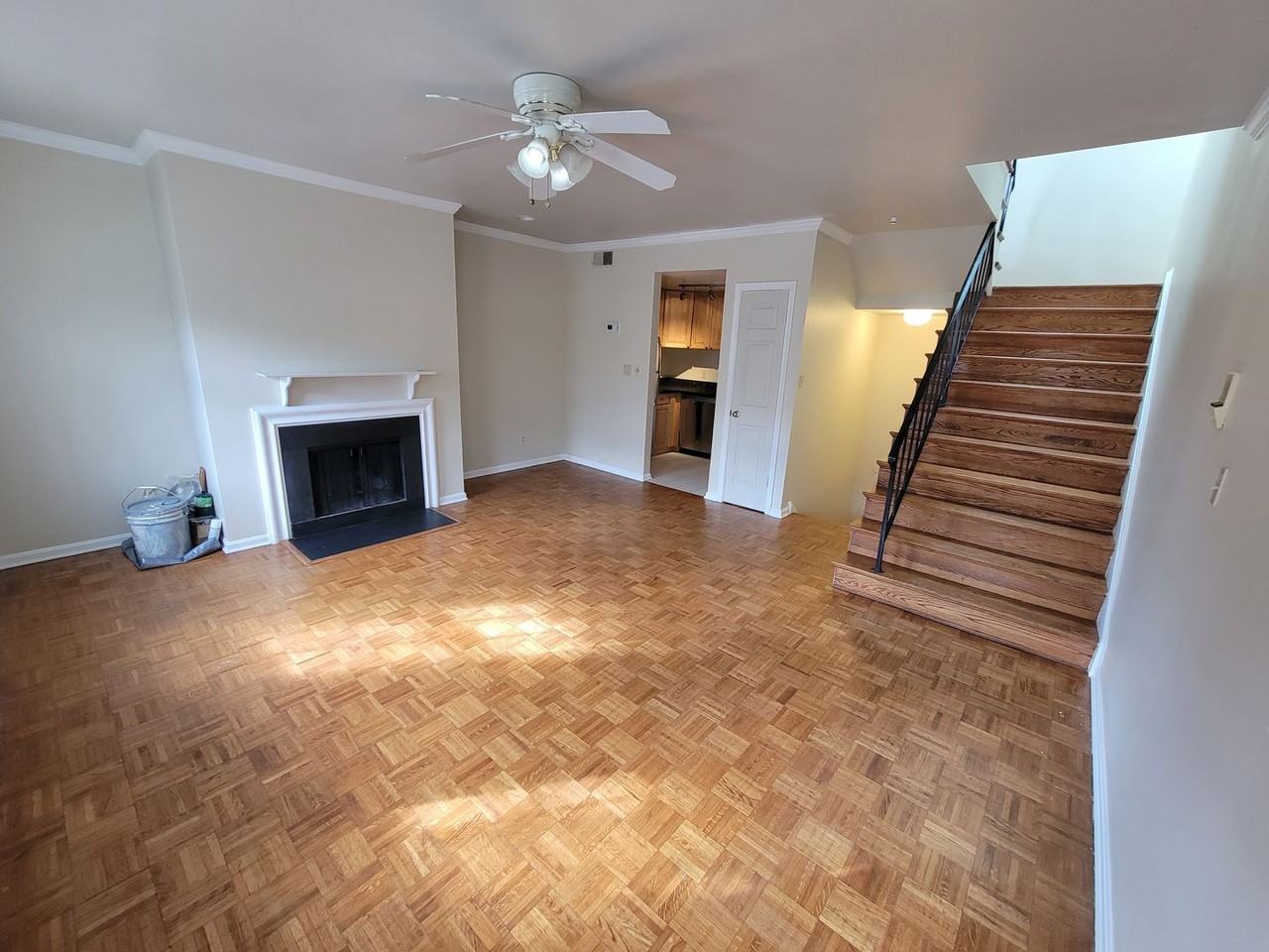 1949 Calvert St Nw ##Nw - Photo 7 of 13