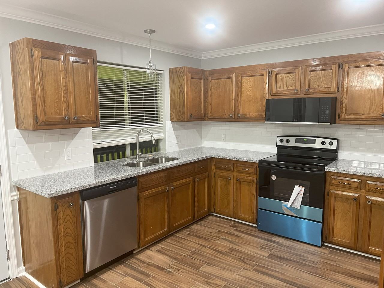 1719 Tallwood Dr #NA - Photo 5 of 18