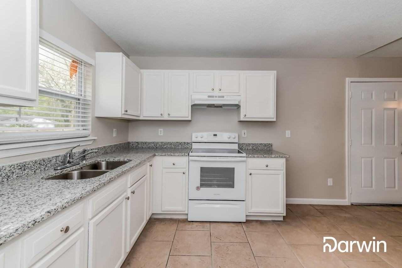 4436 Kenndle Rd - Photo 2 of 15