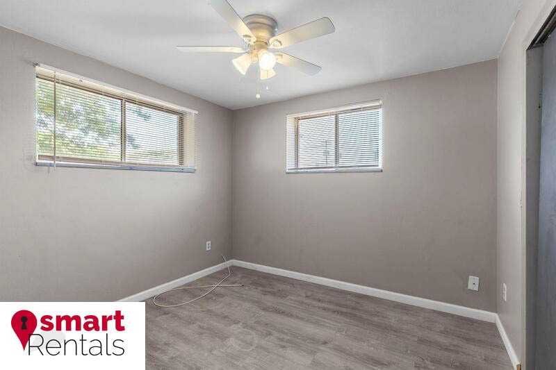 467 S Holmes - Photo 4 of 22