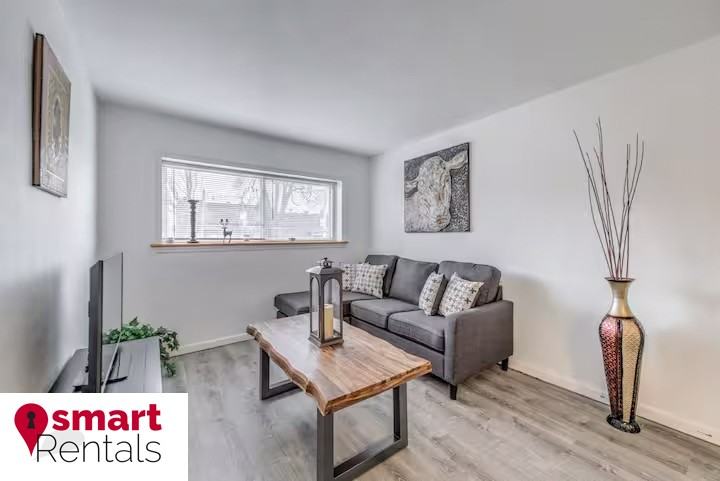 3844 Park Avenue - Photo 3 of 28