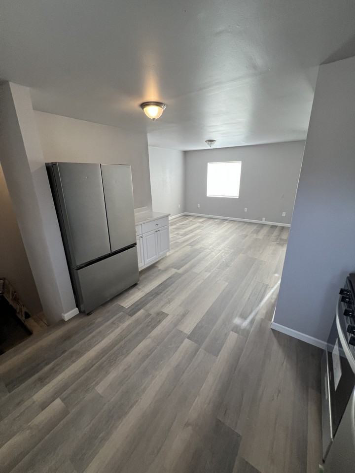 2347 Bogard Road - Photo 2 of 6