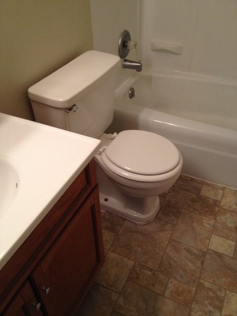 638 W Monroe Street - Photo 3 of 9