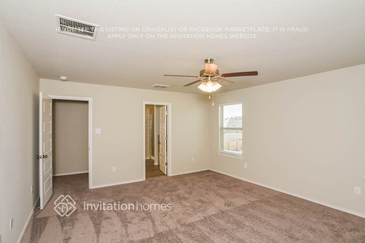 10529 Bricewood Park - Photo 6 of 16