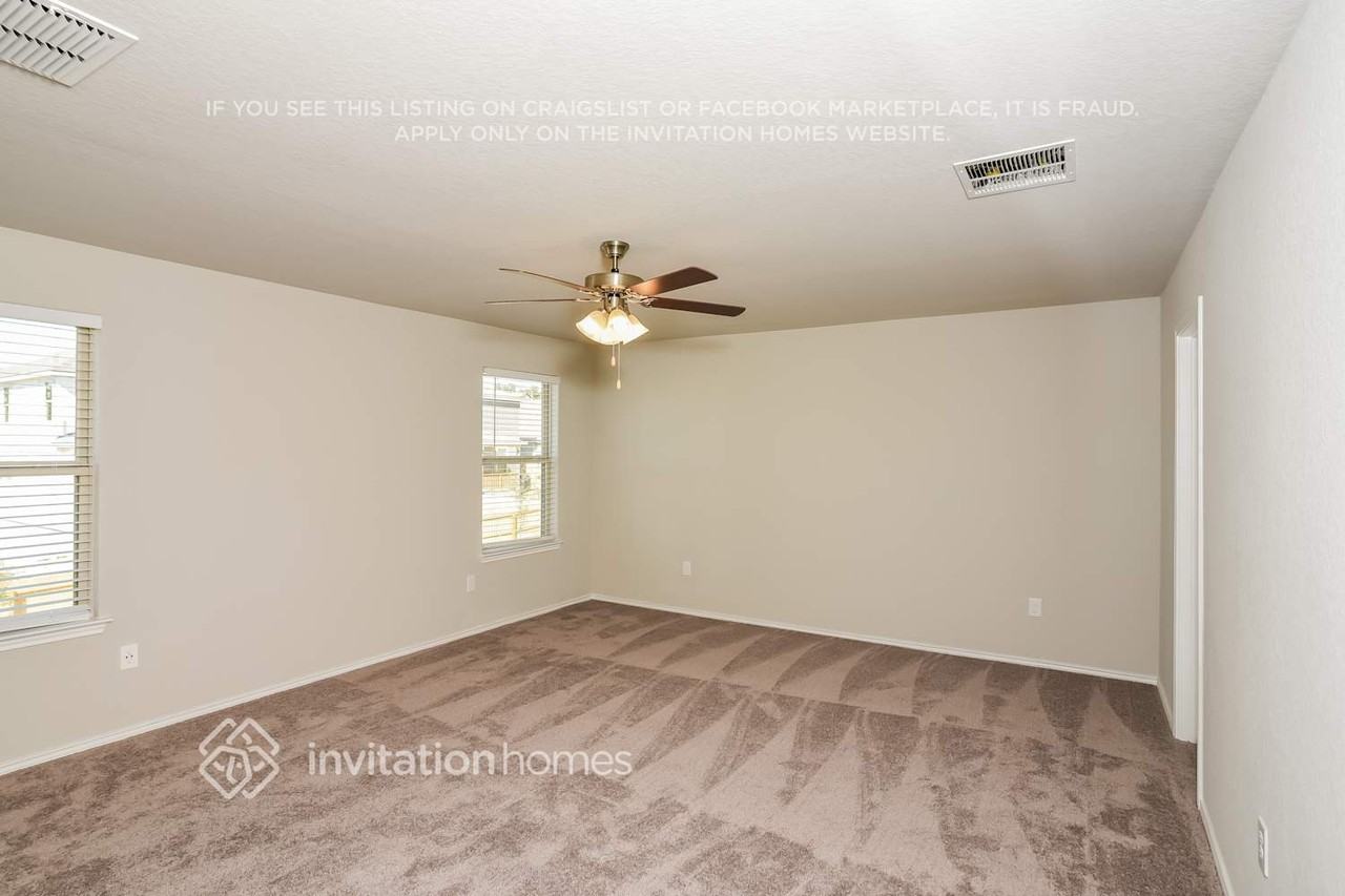 10529 Bricewood Park - Photo 7 of 16