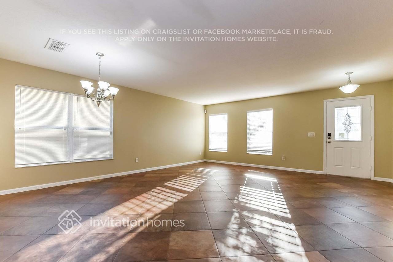 5032 Gandross Ln - Photo 6 of 18