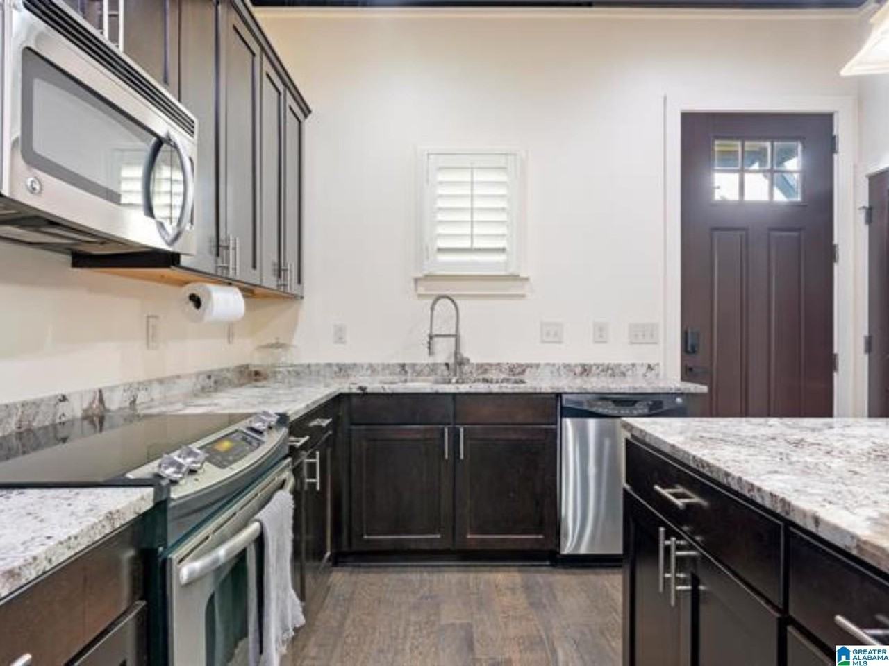 1208 Barristers Court - Photo 4 of 15