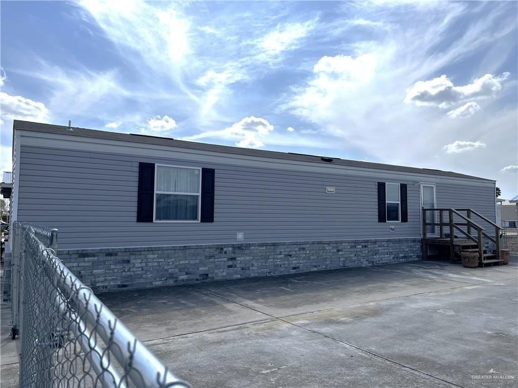 2503 Double Eagle Dr - Photo 2 of 15