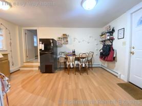 400 Franklin St #5 - Photo 1 of 1