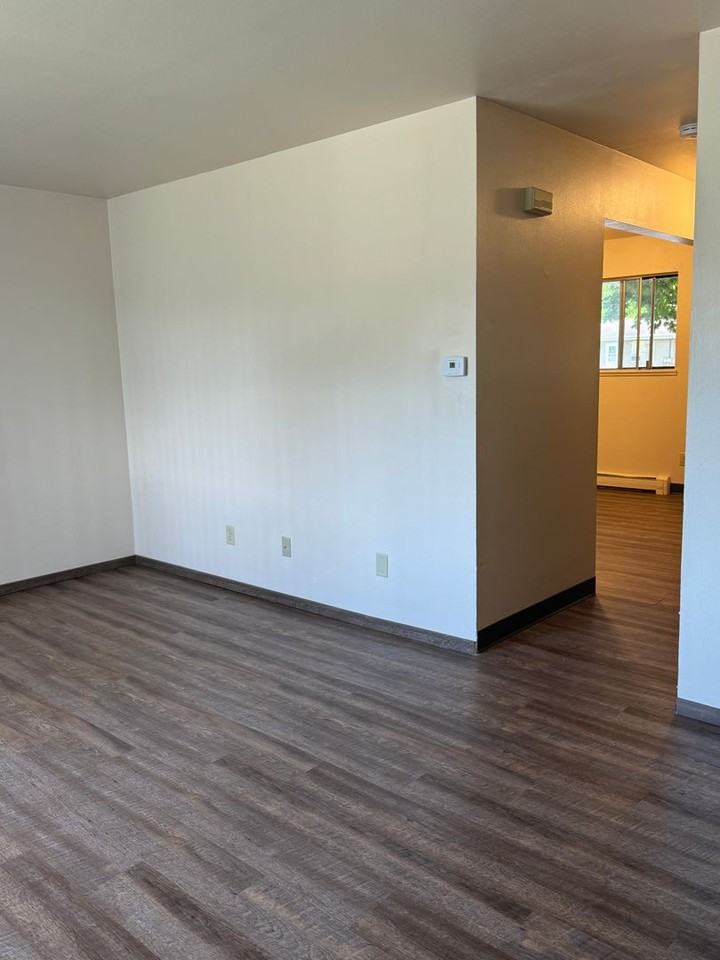 Stillwell Townhomes - Photo 2 of 22