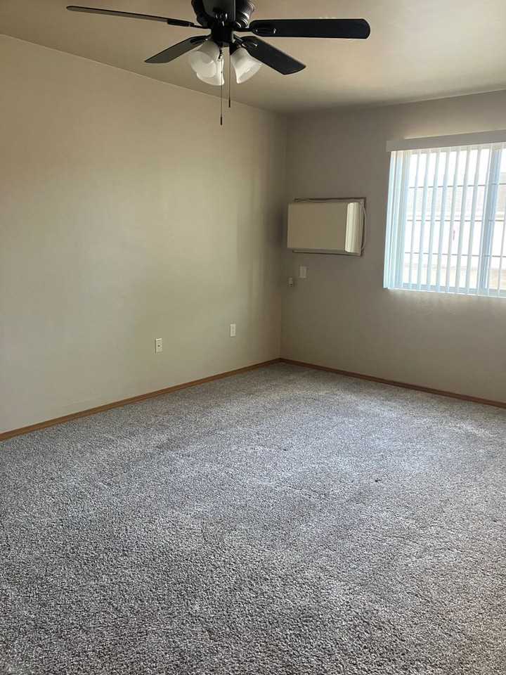 Creekside - Photo 4 of 21