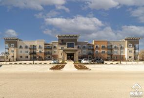 featured image of 143 N Rutan St