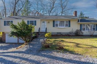 155 Delmar Dr - Photo 1 of 1