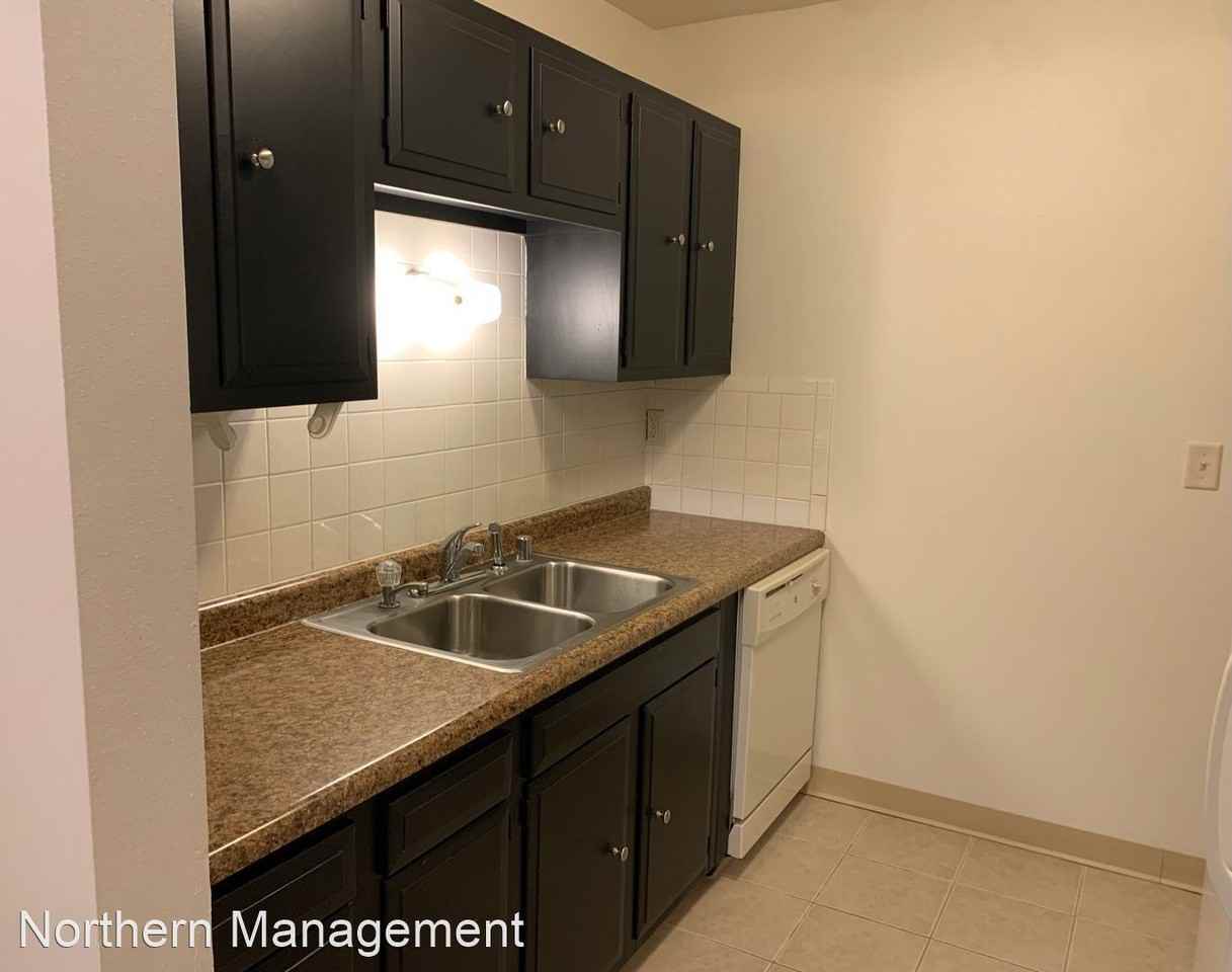 Maple View - Photo 5 of 10