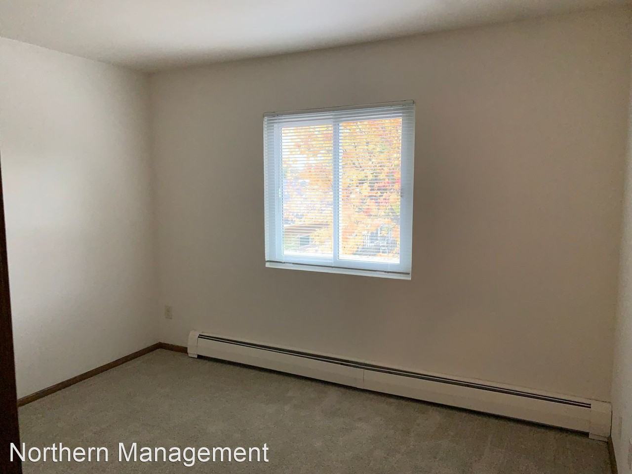 Maple View - Photo 7 of 10