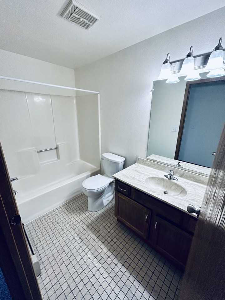 Ashview Terrace - Photo 5 of 27