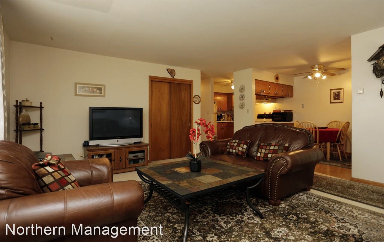 Colonial Manor Apartments - Photo 3 of 11