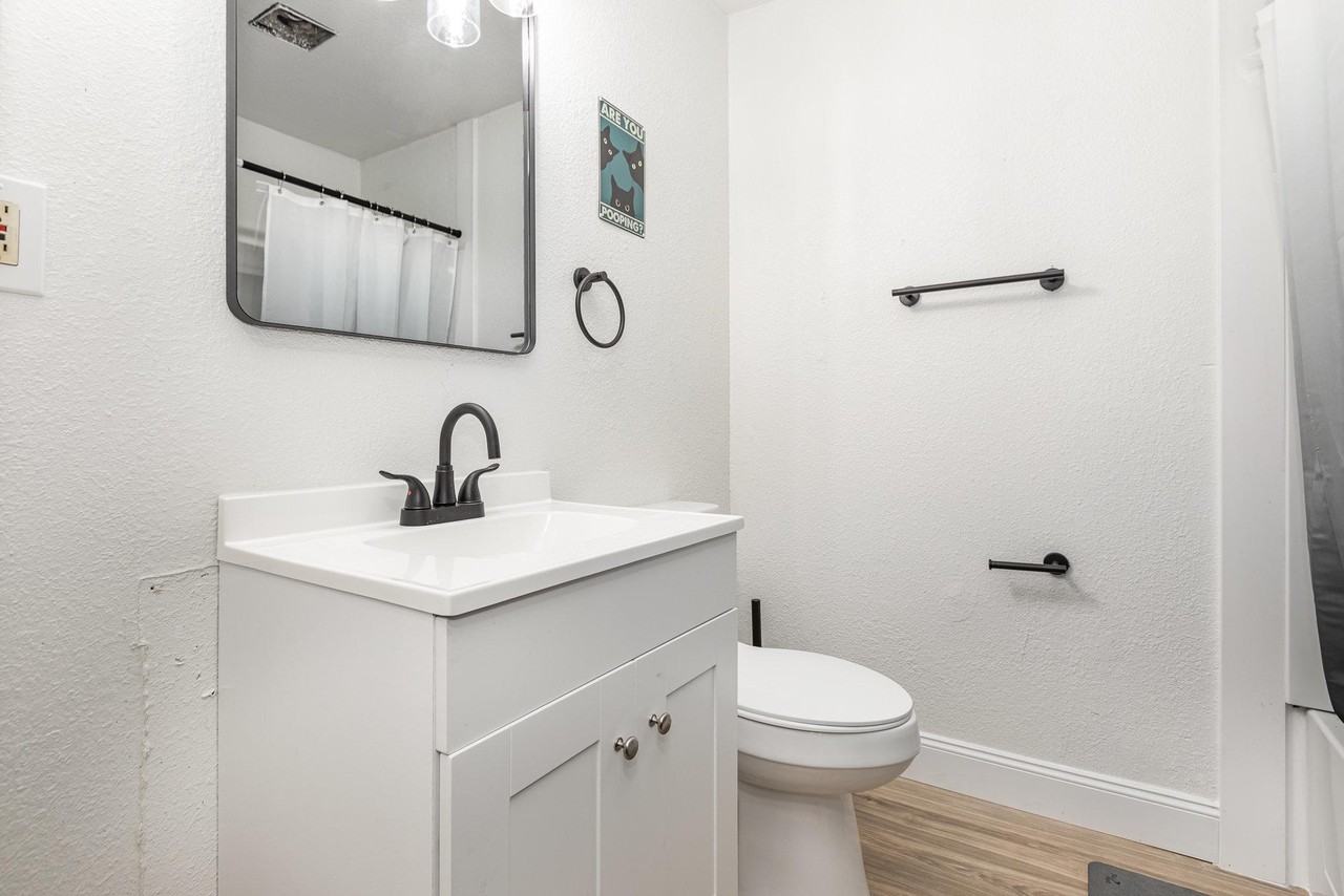 Tarpon Ave - Photo 5 of 13