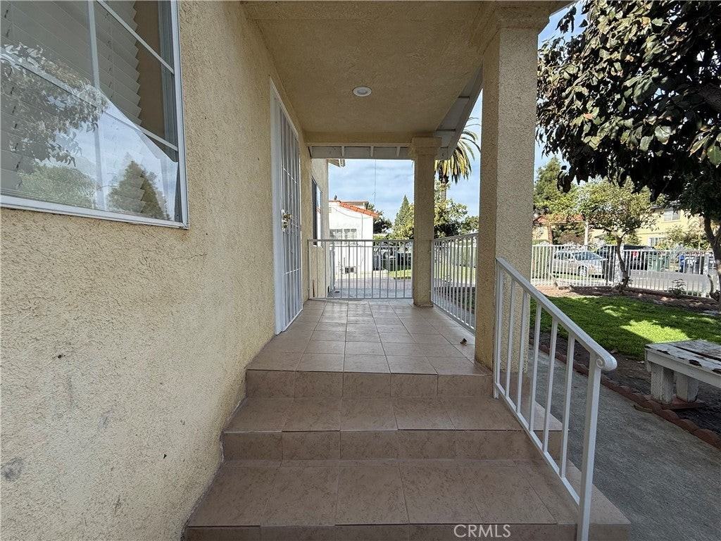 6051 Mayflower Ave - Photo 3 of 18