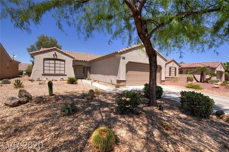 2570 Downeyville Ave - Photo 2 of 26